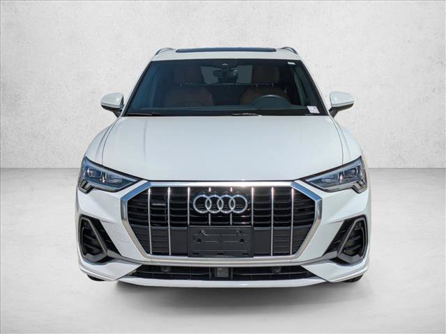 Used 2020 Audi Q3 2.0T Premium Plus w/ Premium Plus Package AWD/4WD image 2