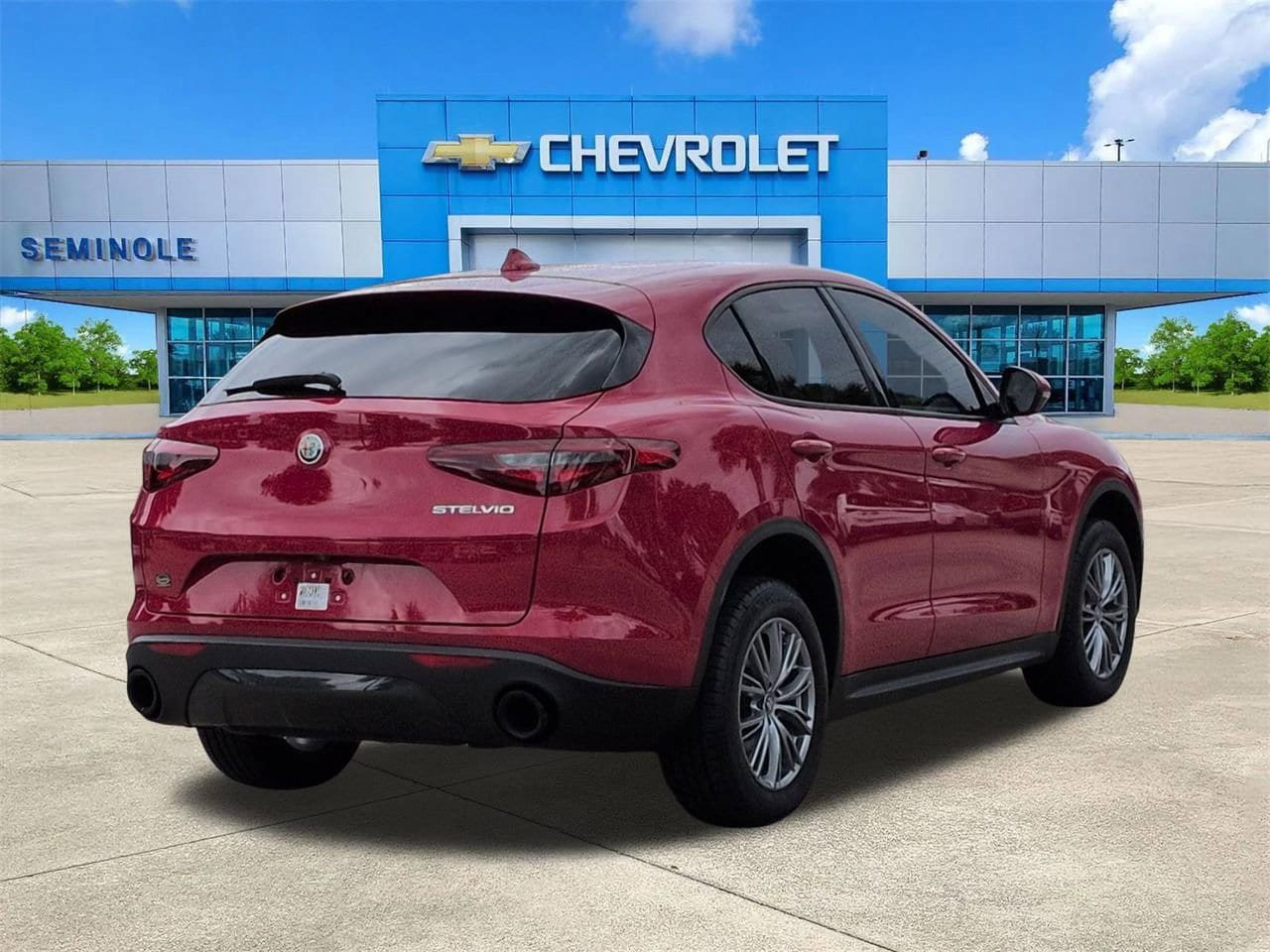 Used 2023 Alfa Romeo Stelvio Sprint RWD image 4