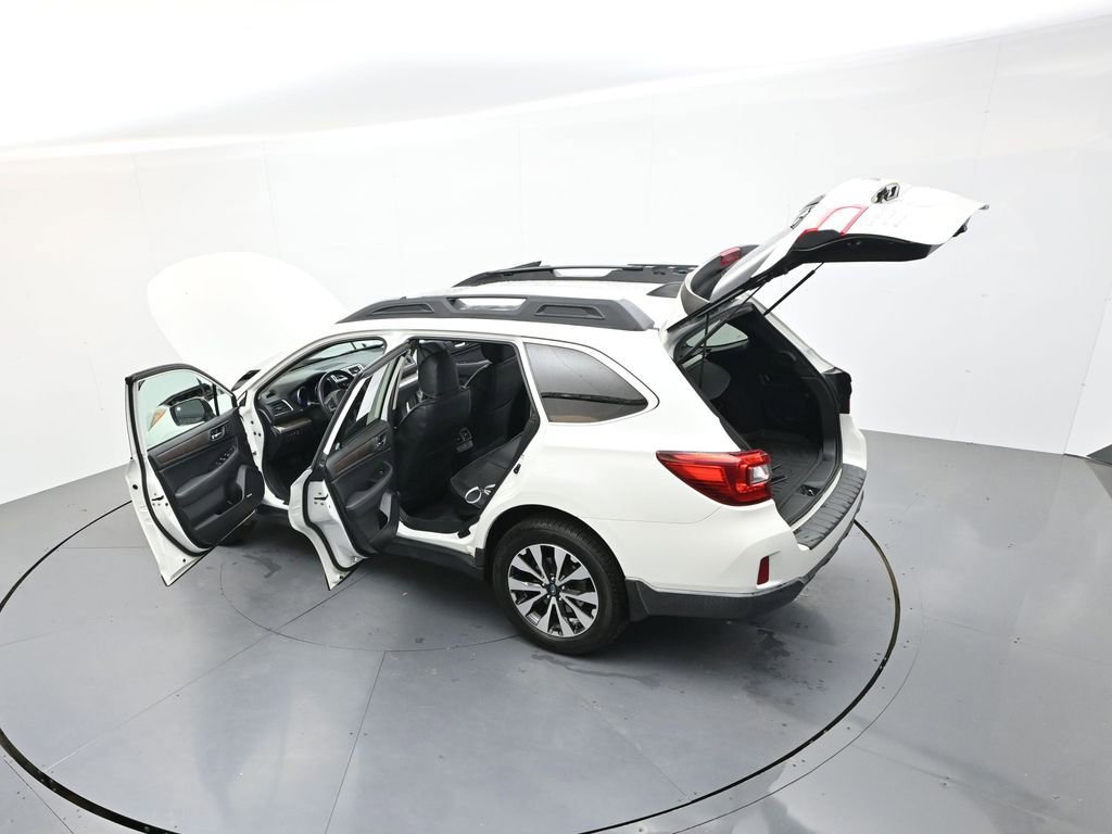 Used 2017 Subaru Outback 2.5i Limited AWD/4WD image 47
