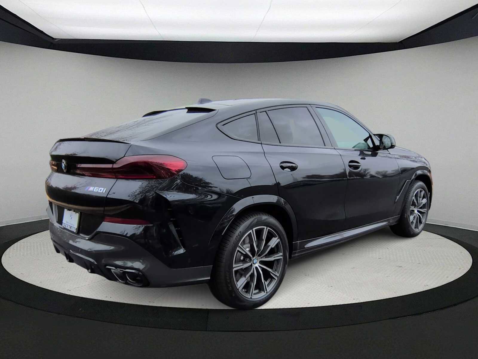 Used 2026 BMW X6 M60i AWD/4WD image 8