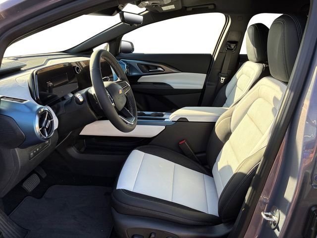 New 2026 Chevrolet Equinox EV LT w/ Convenience Package II image 11