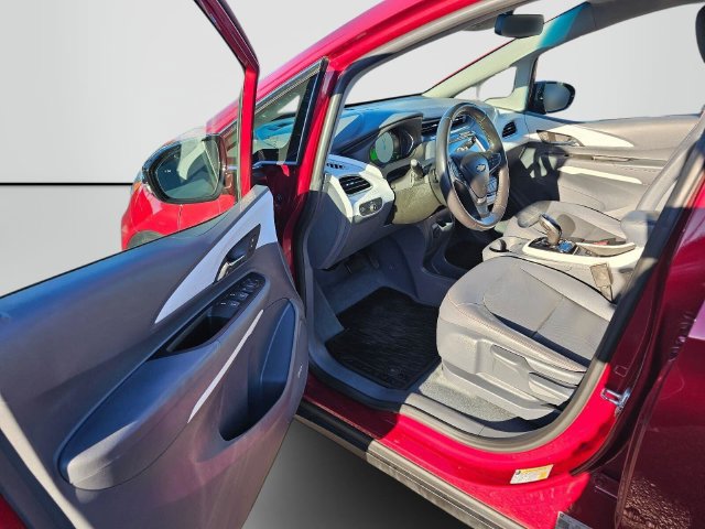 Used 2018 Chevrolet Bolt Premier w/ Driver Confidence II Package FWD image 23