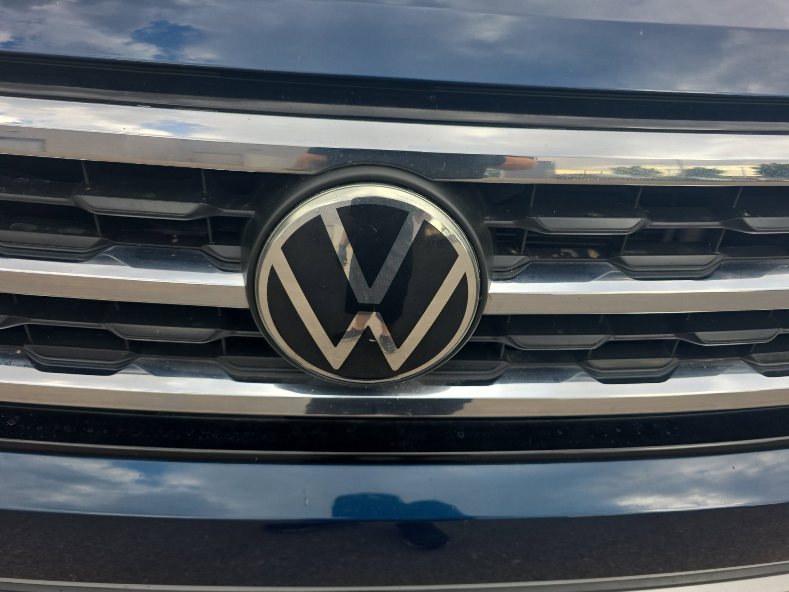 Used 2020 Volkswagen Atlas Cross Sport S FWD image 23