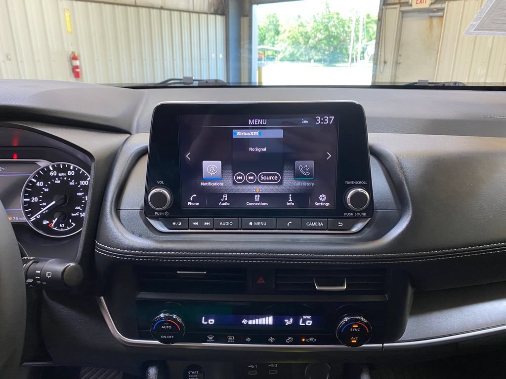 Used 2026 Nissan Rogue SV FWD image 36