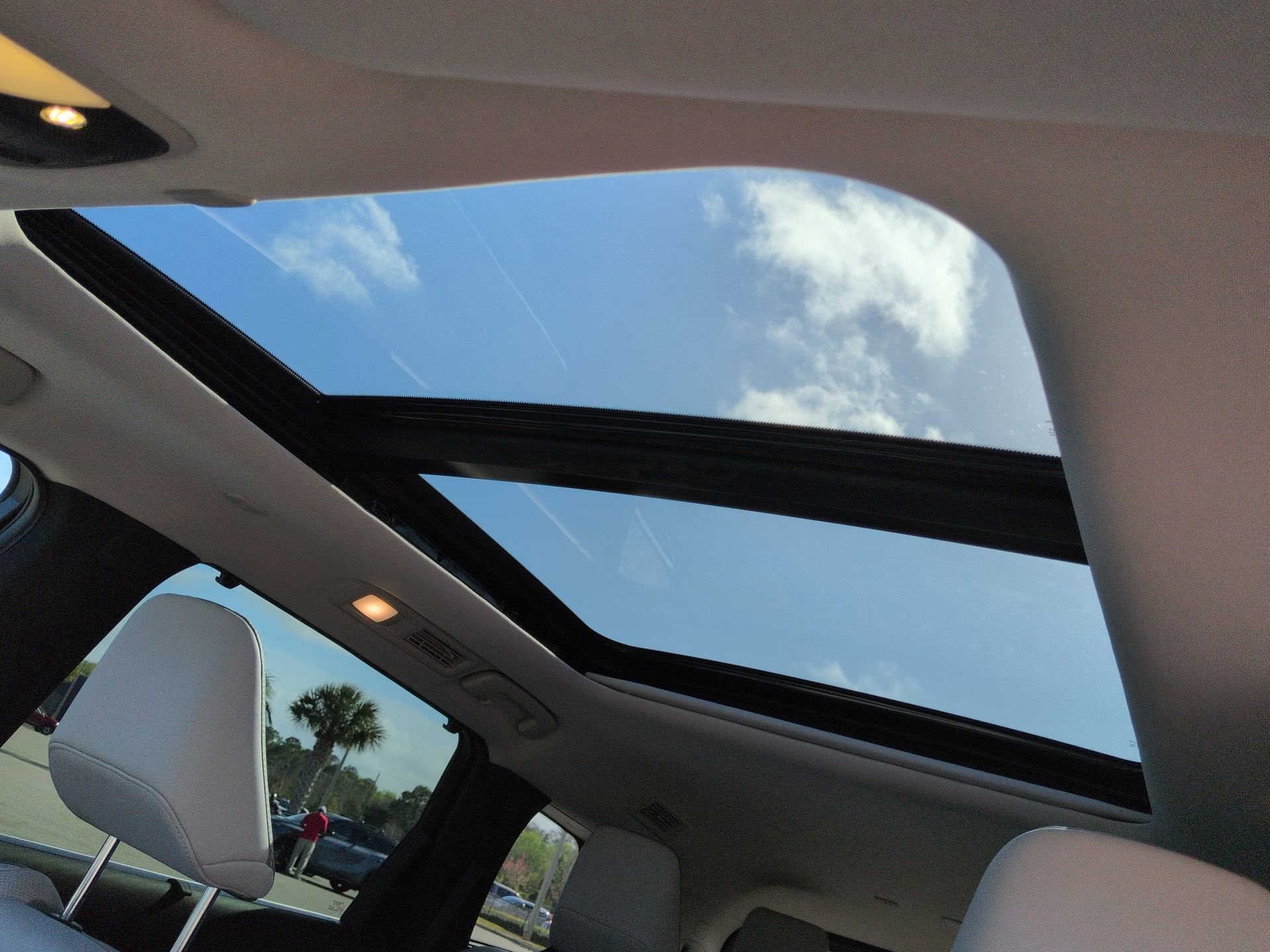 New 2026 INFINITI QX60 Luxe w/ Cargo Package FWD image 23