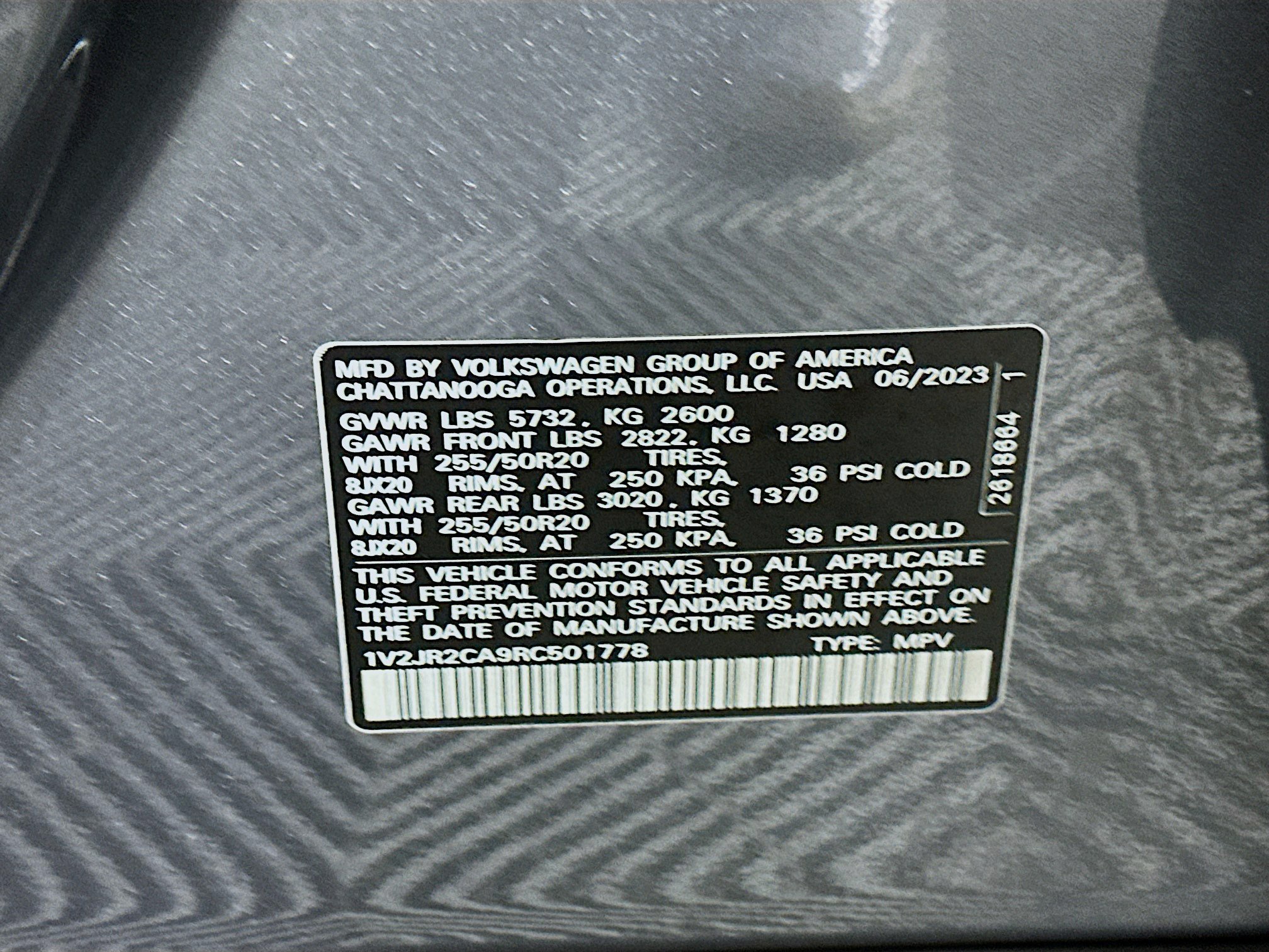 Used 2024 Volkswagen Atlas SE w/ Panoramic Sunroof Package FWD image 12