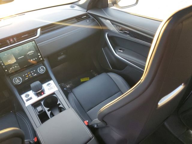 New 2026 Jaguar F-PACE R-Dynamic S image 18