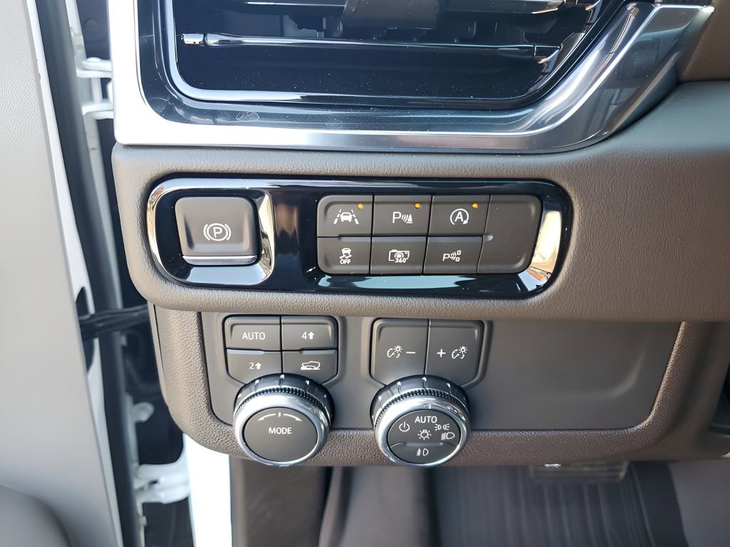 New 2026 GMC Yukon XL Elevation w/ LPO, Floor Liner Package image 33