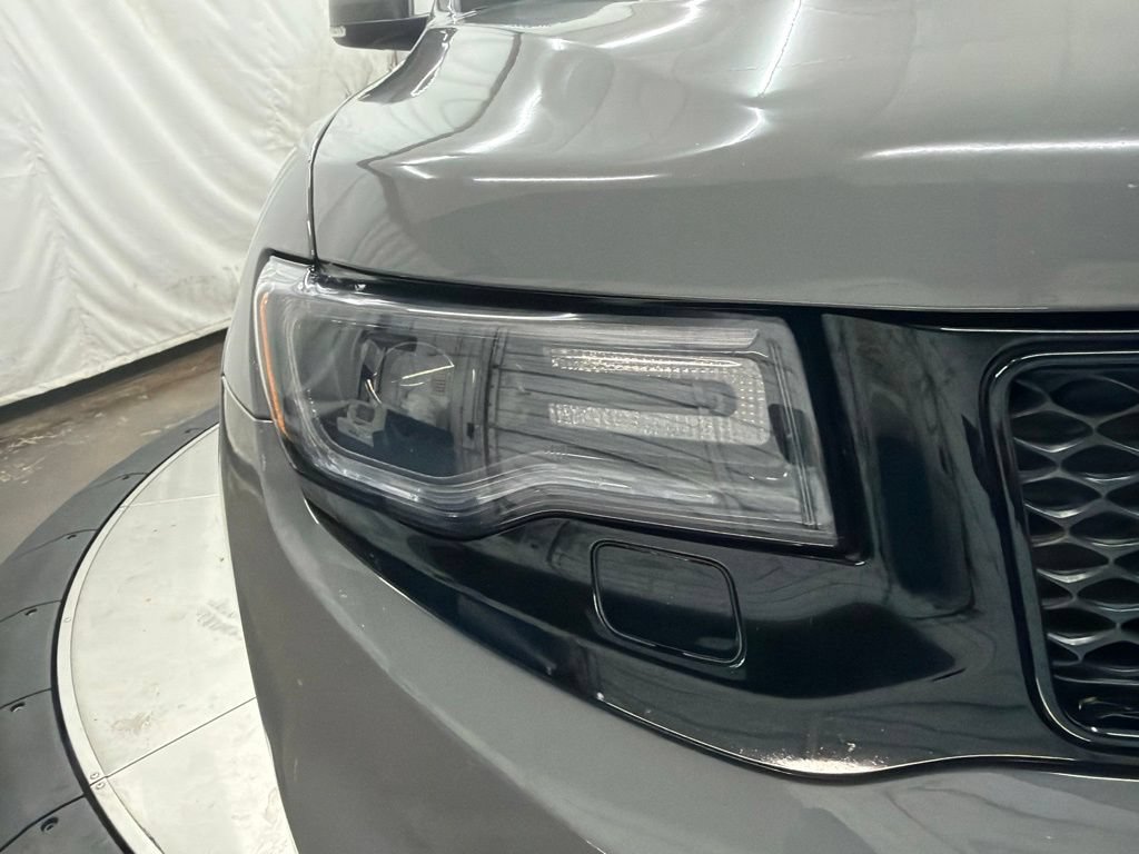 Used 2020 Jeep Grand Cherokee SRT AWD/4WD image 10