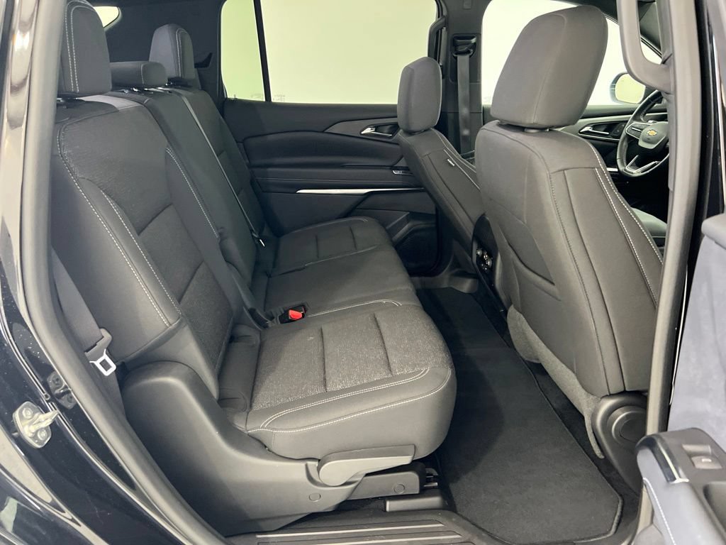Used 2024 Chevrolet Traverse LS FWD image 24