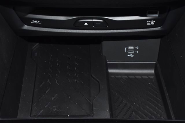 New 2026 Chrysler Pacifica Pinnacle w/ Trailer Tow Group image 19