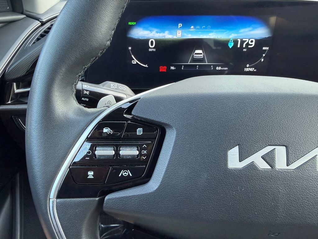 Used 2024 Kia Niro Wind FWD image 3