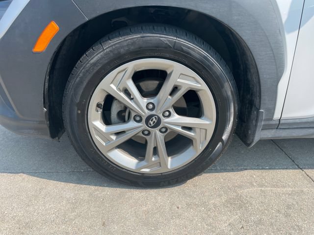 Used 2023 Hyundai Kona SEL FWD image 29