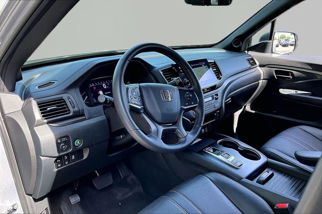Certified 2023 Honda Passport TrailSport image 12