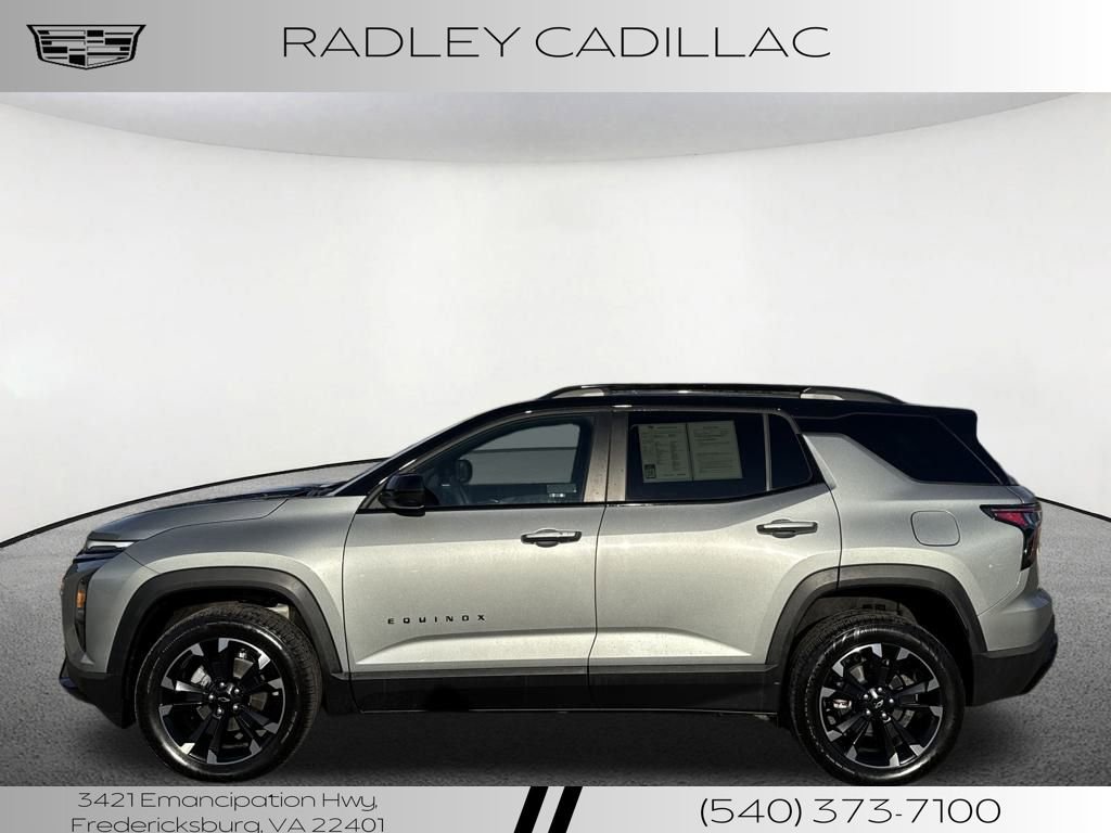 Used 2025 Chevrolet Equinox RS w/ Convenience Package III image 2