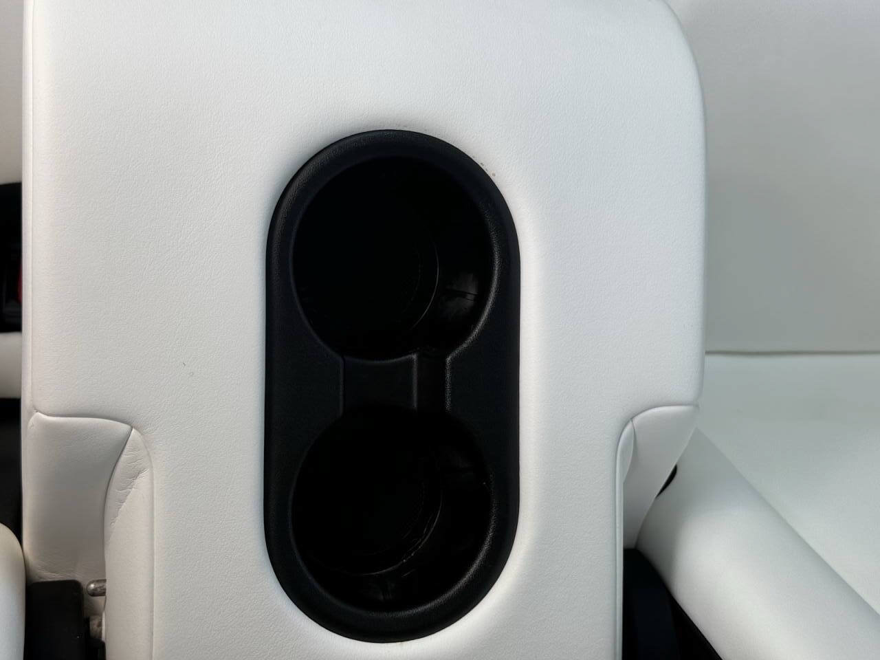Used 2022 Tesla Model Y Performance AWD/4WD image 32