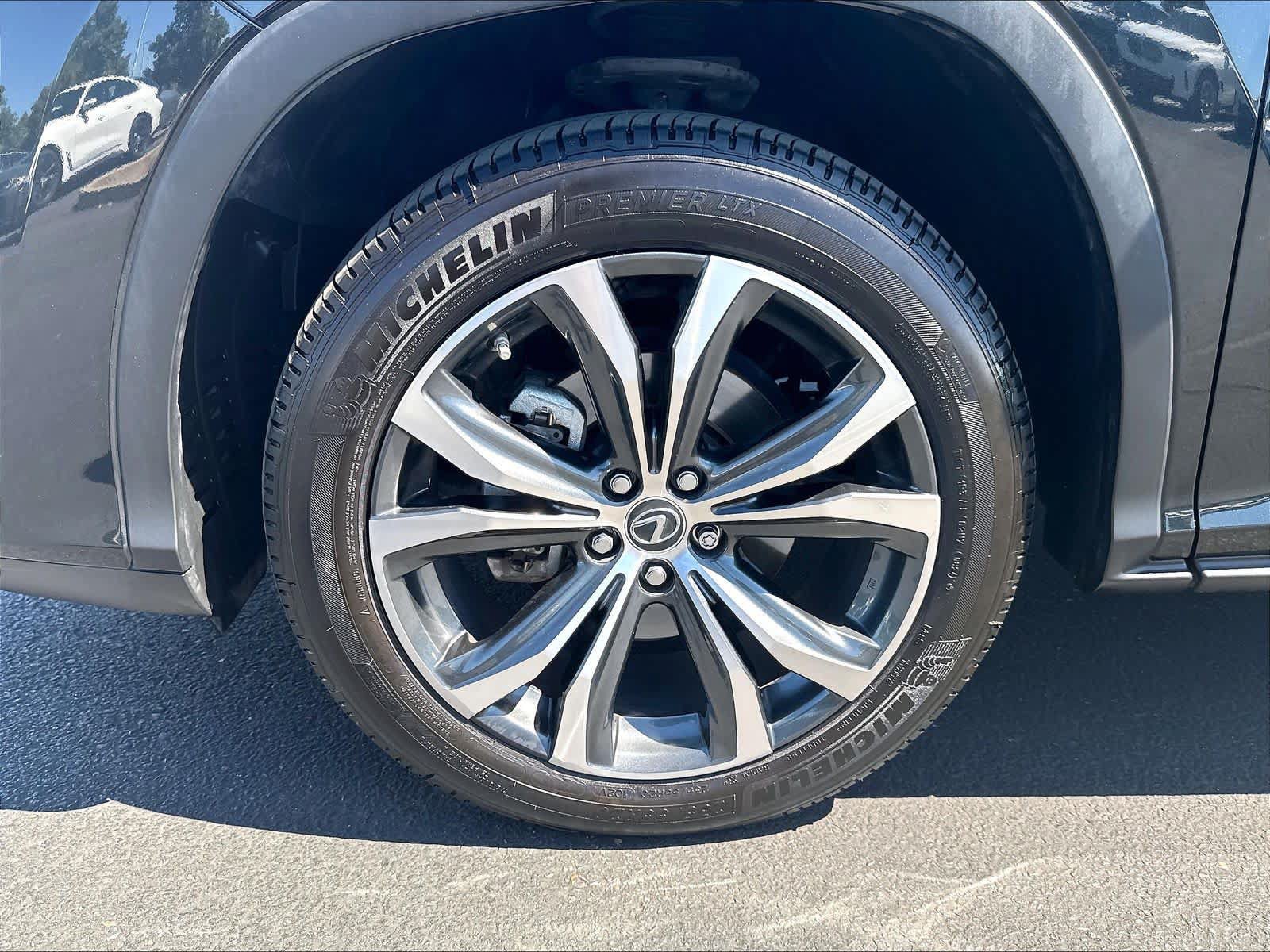 Used 2021 Lexus RX 350L Premium w/ Premium Package AWD/4WD image 37