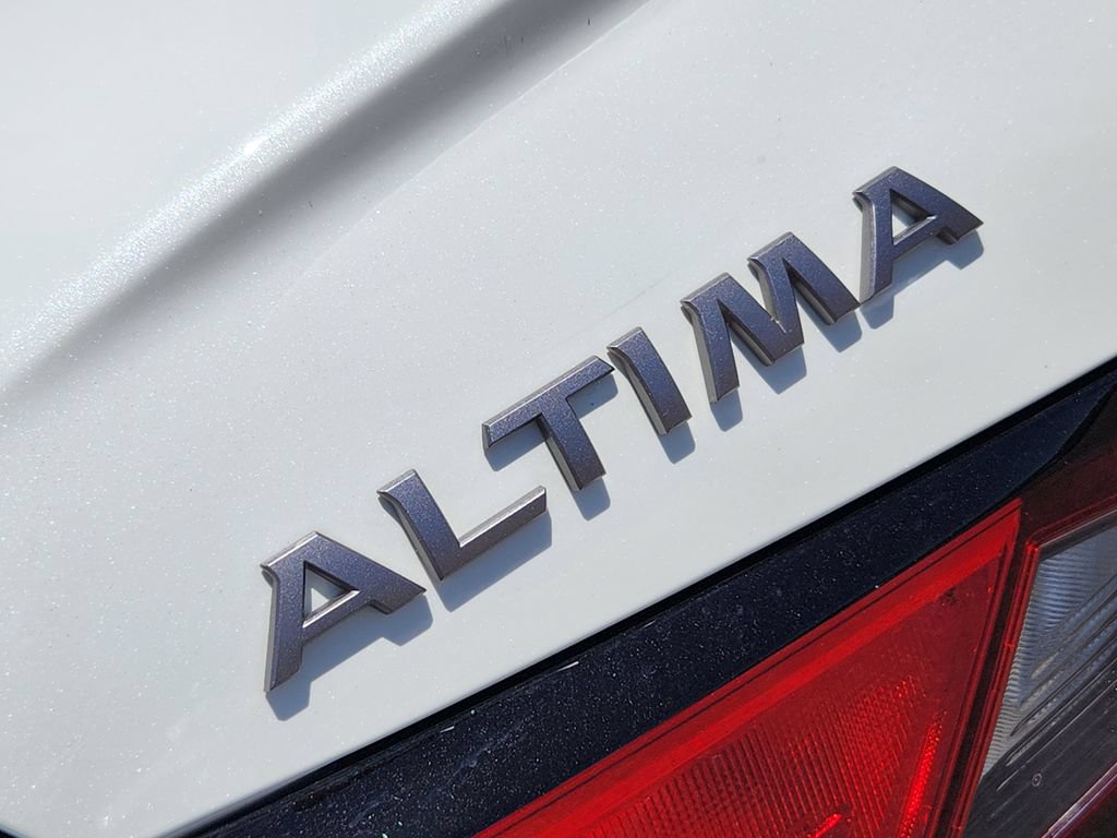 Used 2023 Nissan Altima 2.5 SR w/ SR Premium Package FWD image 8