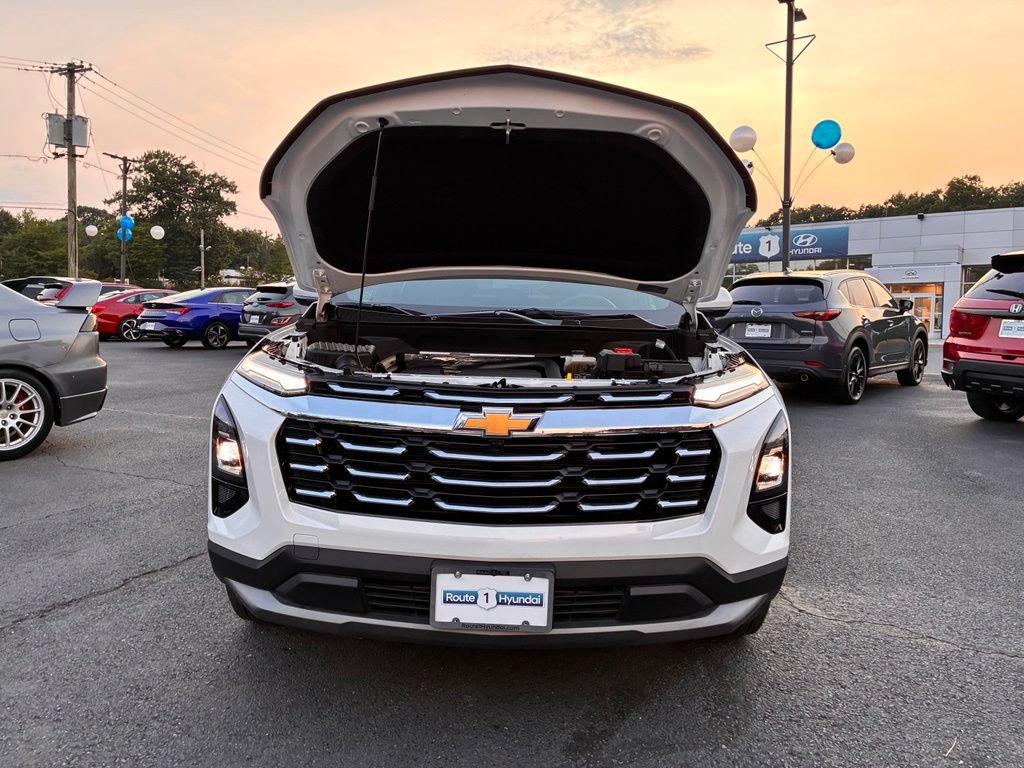 Used 2026 Chevrolet Equinox LT FWD image 10
