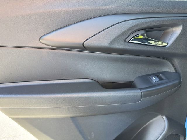 Used 2023 Chevrolet TrailBlazer RS w/ Sun and Liftgate Package FWD image 22