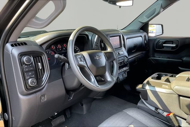 Used 2023 Chevrolet Silverado 1500 Custom Trail Boss w/ LPO, Dark Essentials Package AWD/4WD image 12