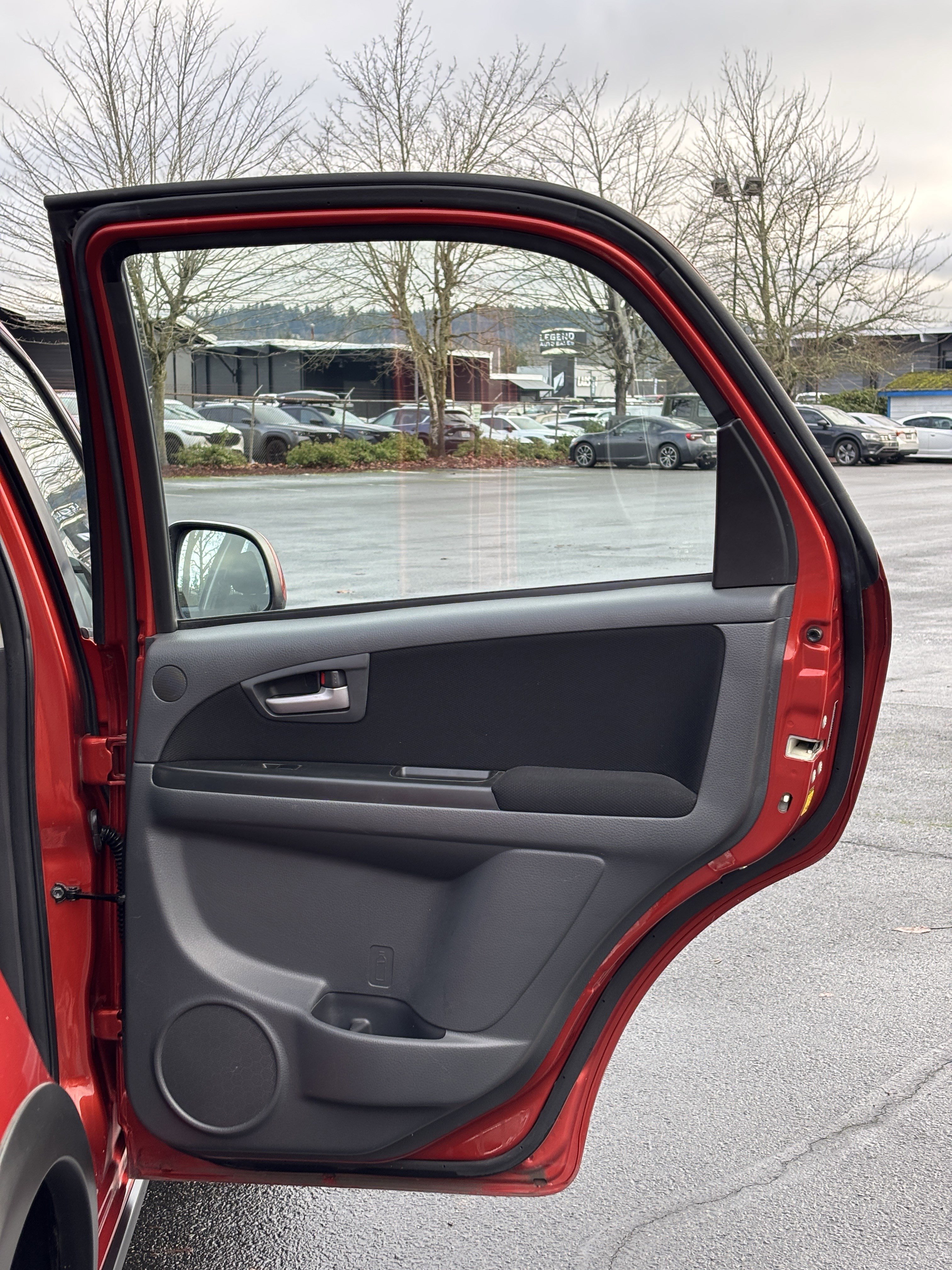 Used 2010 Suzuki SX4 AWD Hatchback image 15