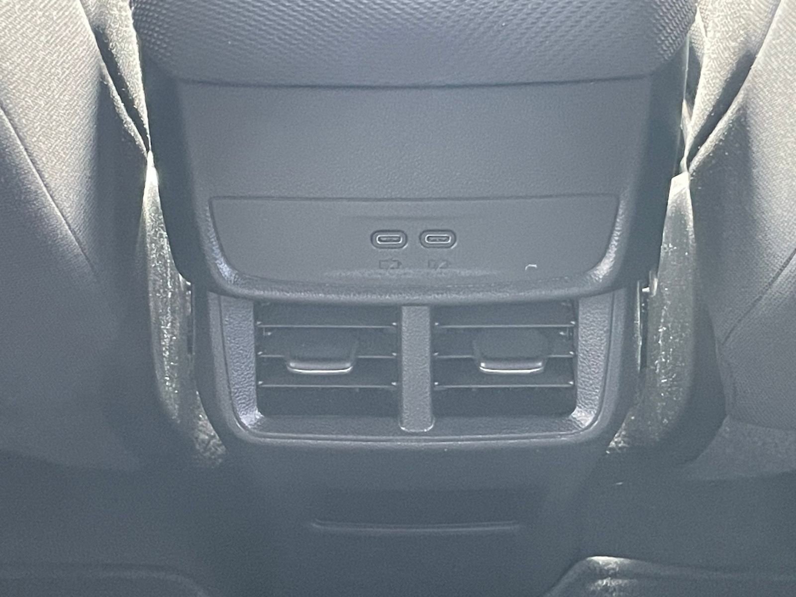 Used 2025 Chevrolet Equinox LT image 23