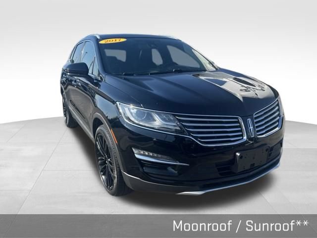 Used 2017 Lincoln MKC Reserve w/ Lincoln MKC Climate Package AWD/4WD image 2
