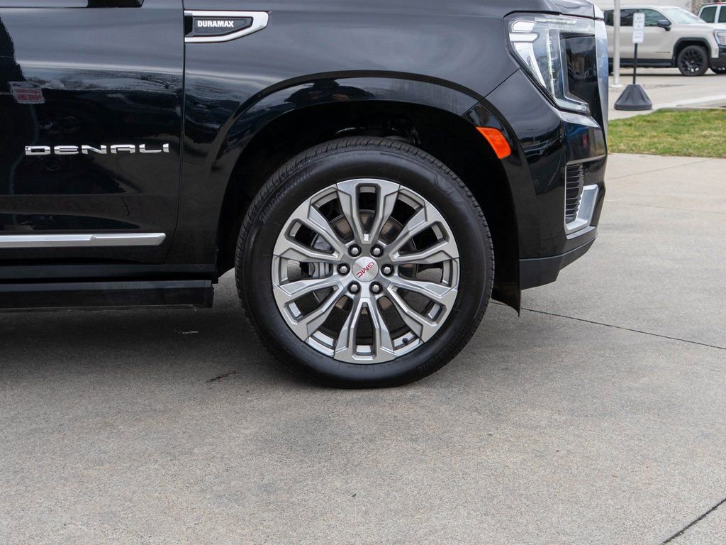 Used 2024 GMC Yukon Denali AWD/4WD image 40