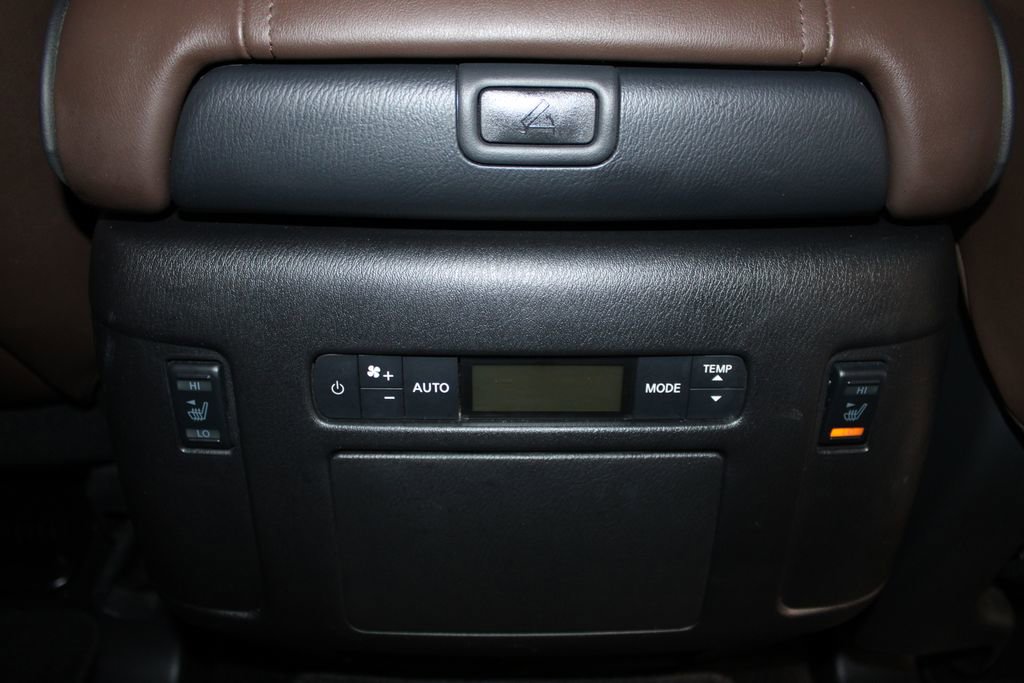 Used 2022 Nissan Armada Platinum w/ Captain's Chairs Package image 31
