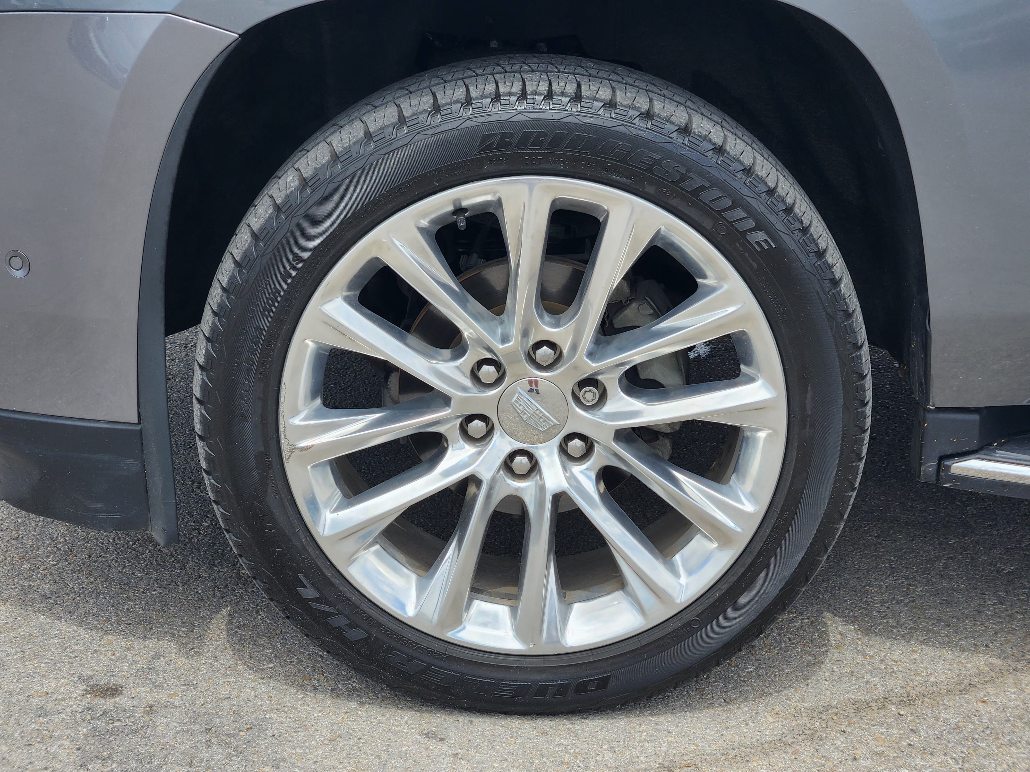 Used 2019 Cadillac Escalade Luxury RWD image 10