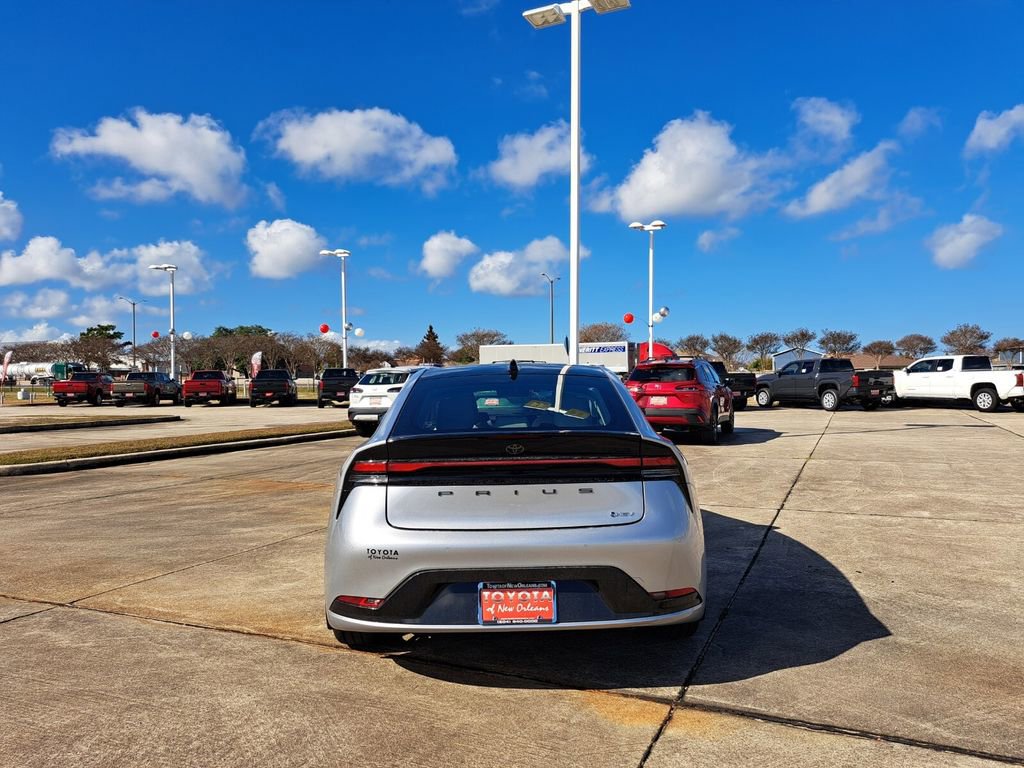 New 2026 Toyota Prius XLE image 4