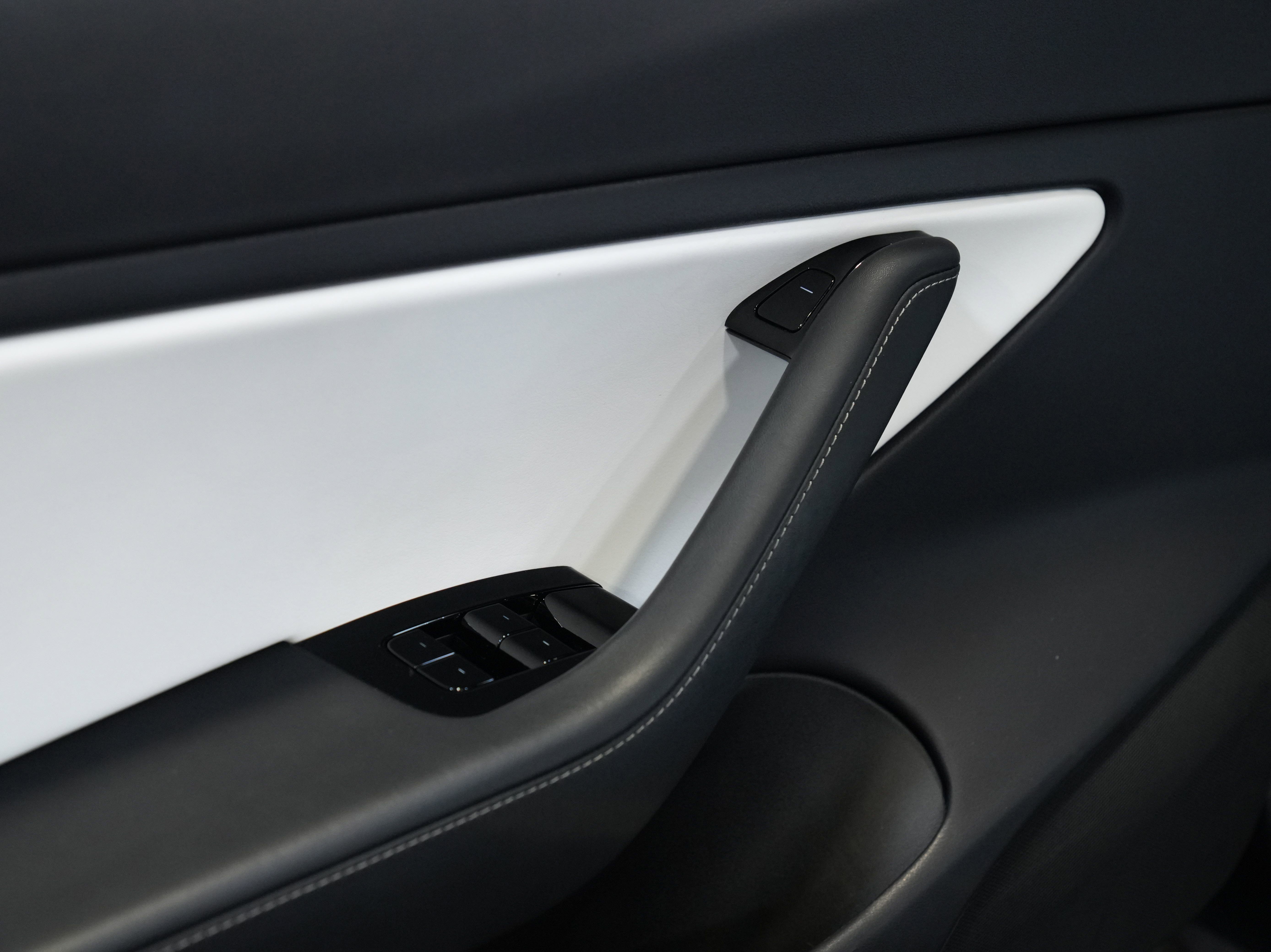 Used 2019 Tesla Model 3 Performance image 21