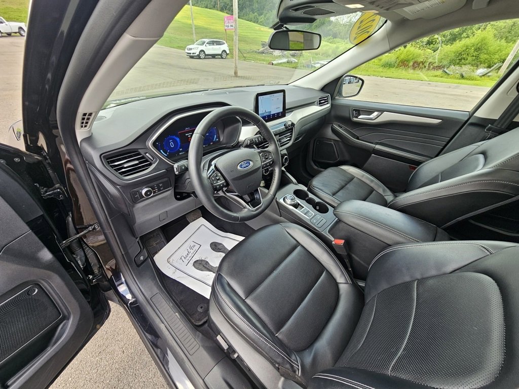 Used 2022 Ford Escape SEL w/ Technology Package image 20