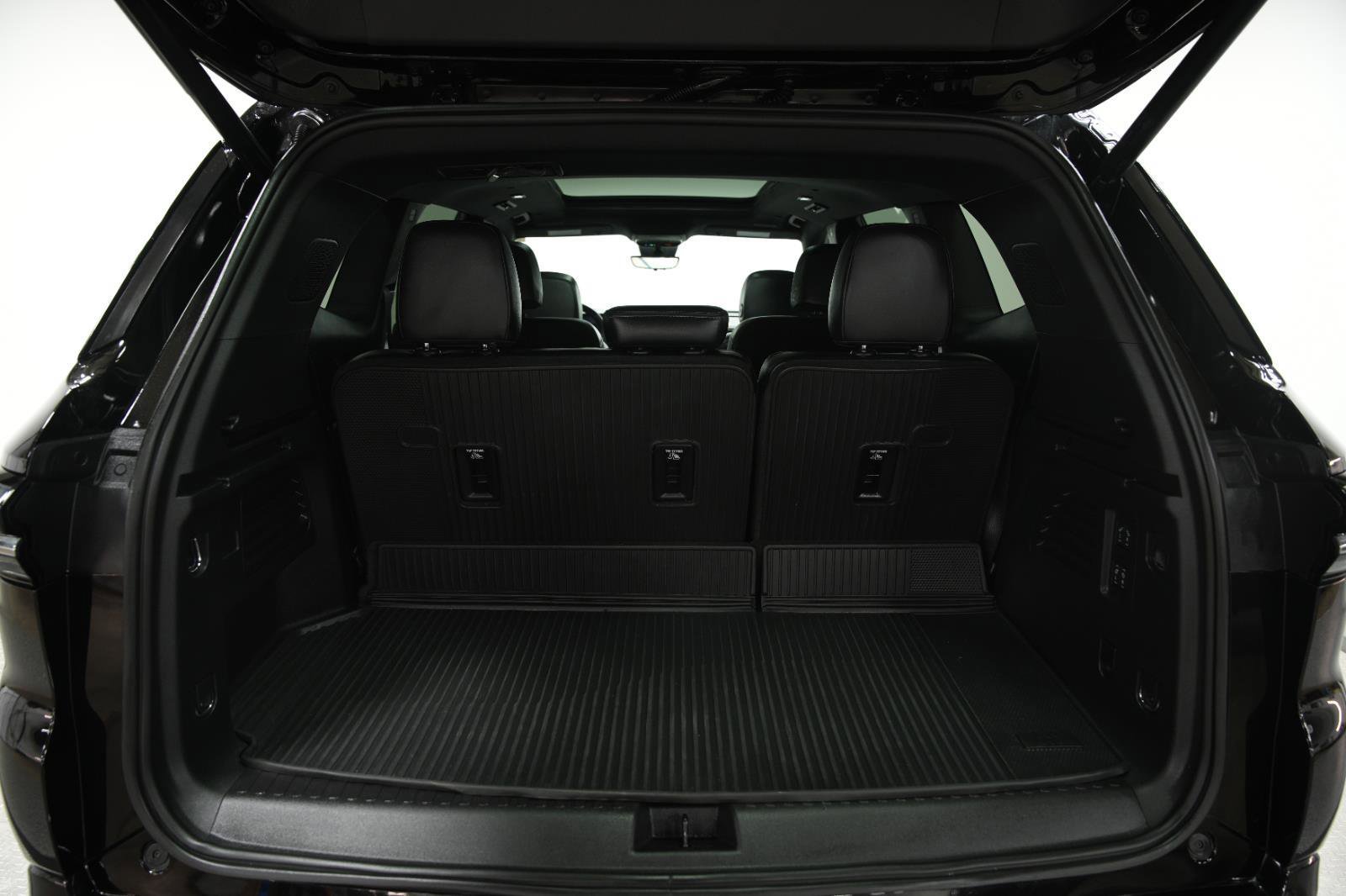Used 2026 Buick Enclave Avenir w/ Super Cruise Package FWD image 14