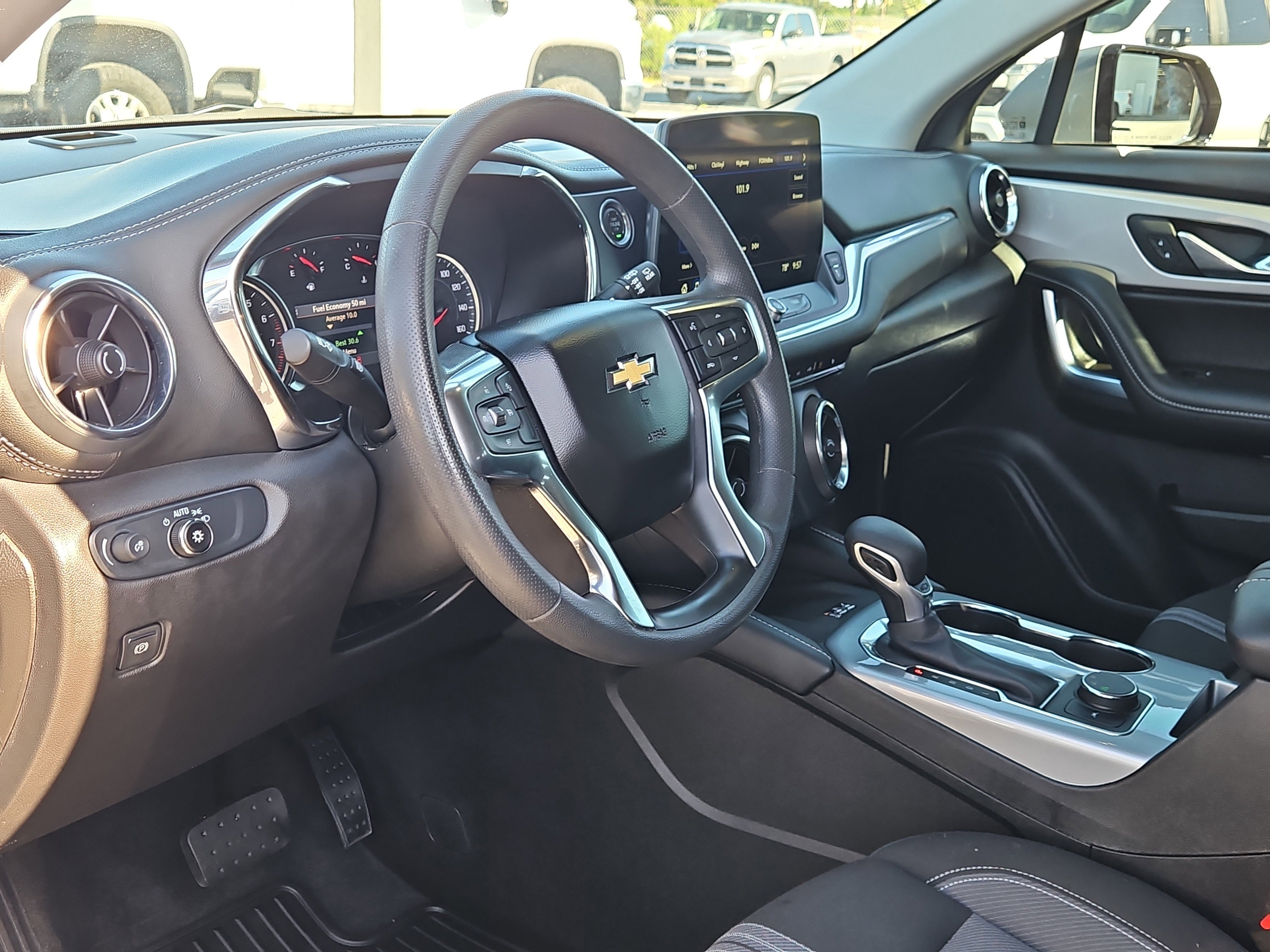 Used 2024 Chevrolet Blazer LT w/ Convenience Package FWD image 14