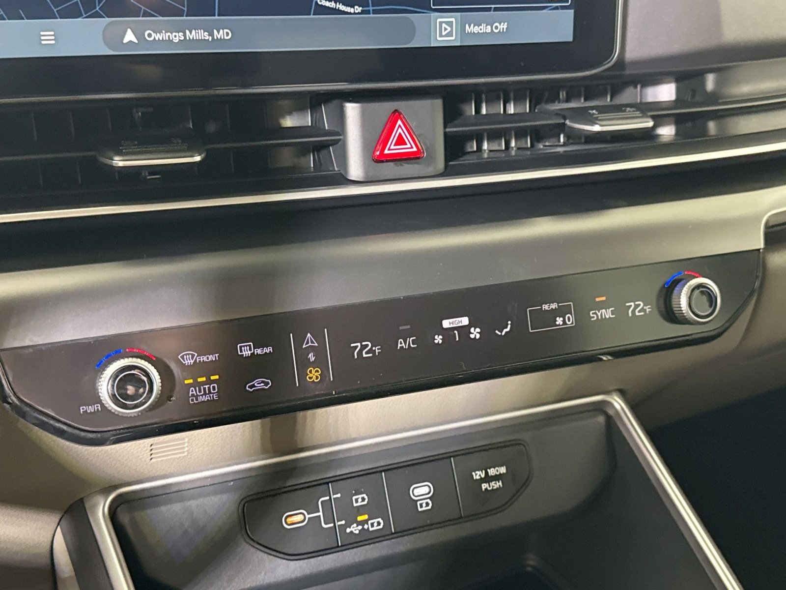 New 2026 Kia Carnival LXS image 21