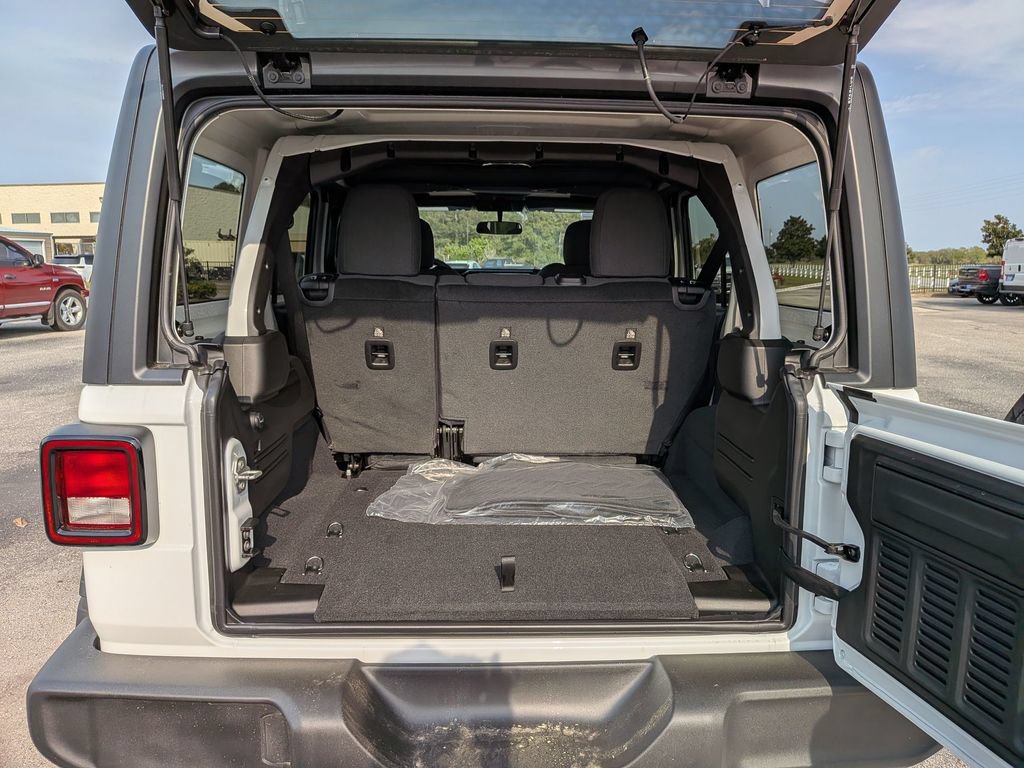 New 2026 Jeep Wrangler Unlimited Sport AWD/4WD image 29