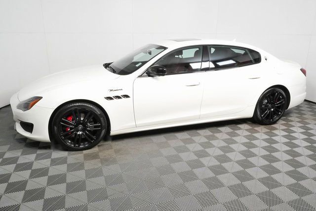 Used 2022 Maserati Quattroporte Modena RWD image 33