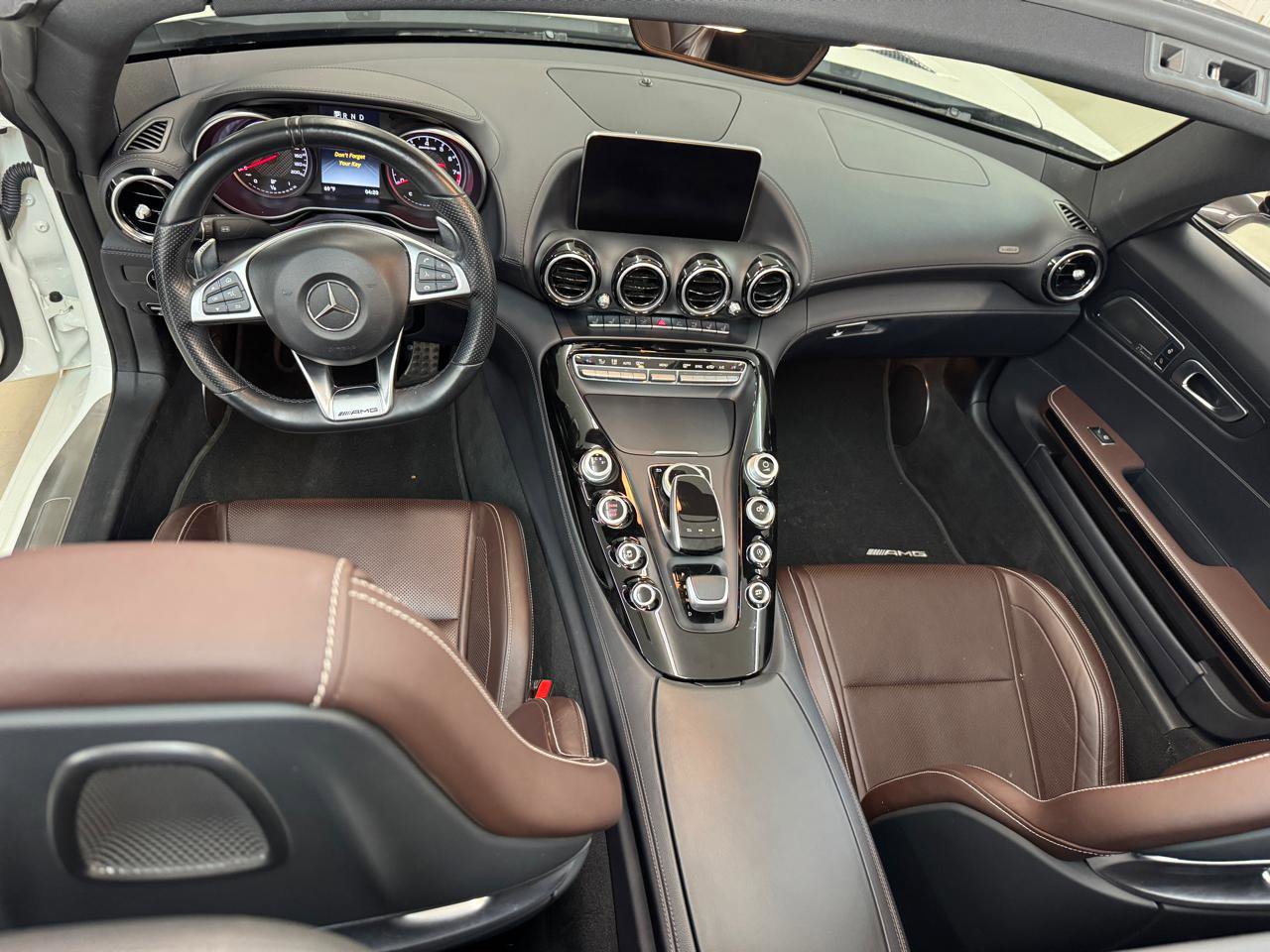 Used 2018 Mercedes-Benz AMG GT Roadster w/ Lane Tracking Package image 13