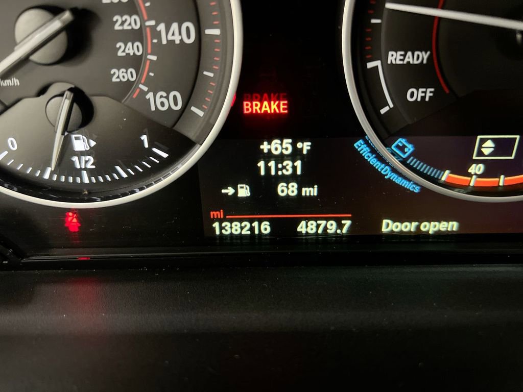 Used 2016 BMW M235i Coupe image 13