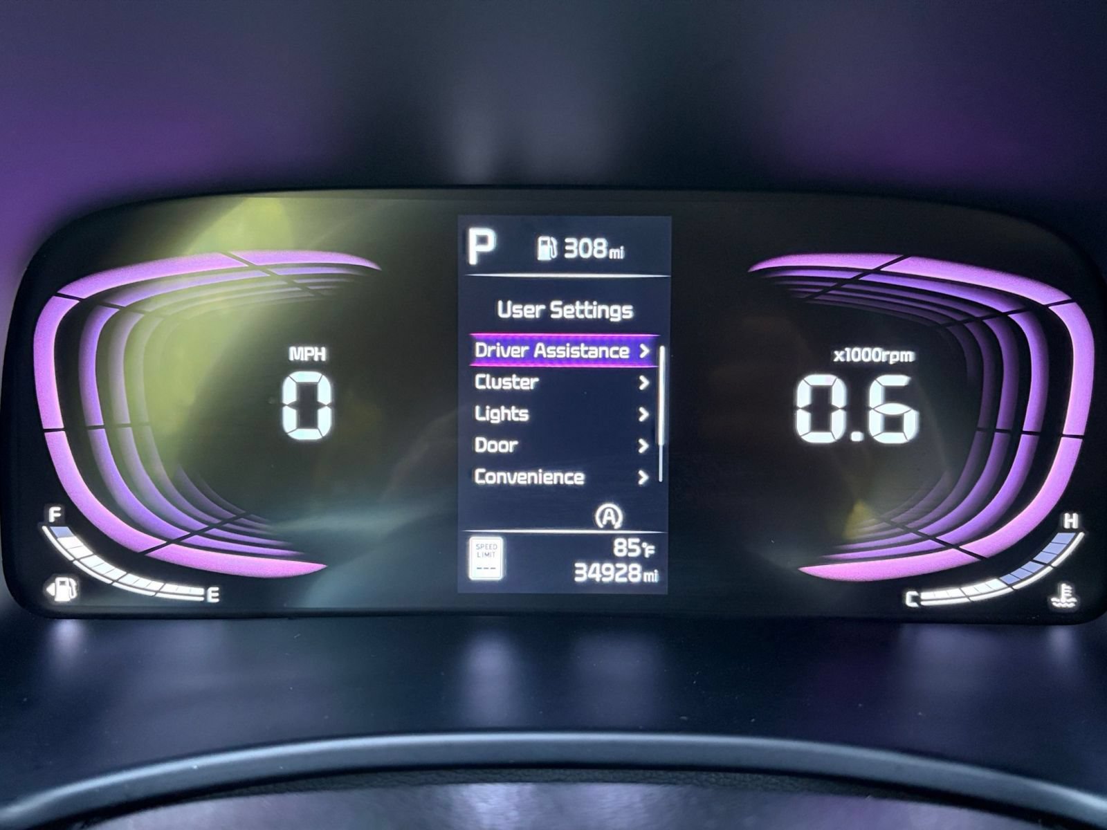 Used 2025 Kia Soul LX w/ LX Technology Package FWD image 38