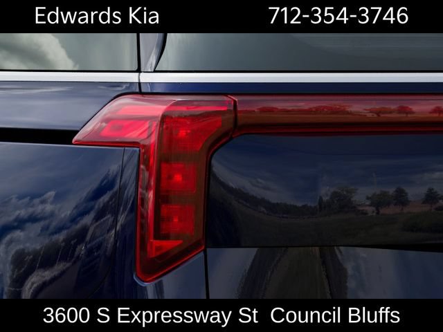 New 2027 Kia Carnival FWD image 13