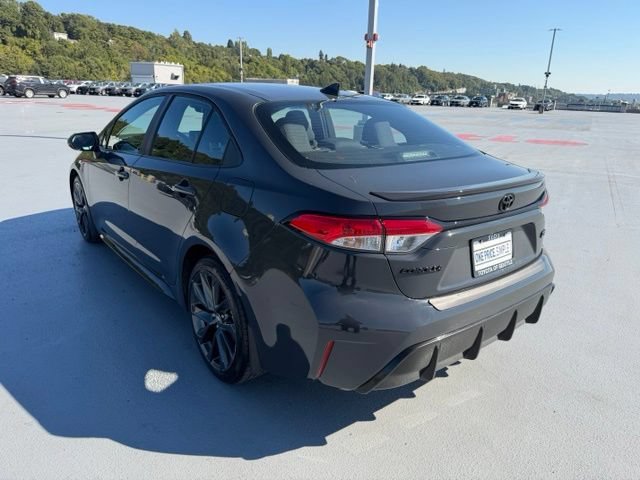 Certified 2024 Toyota Corolla SE FWD image 9