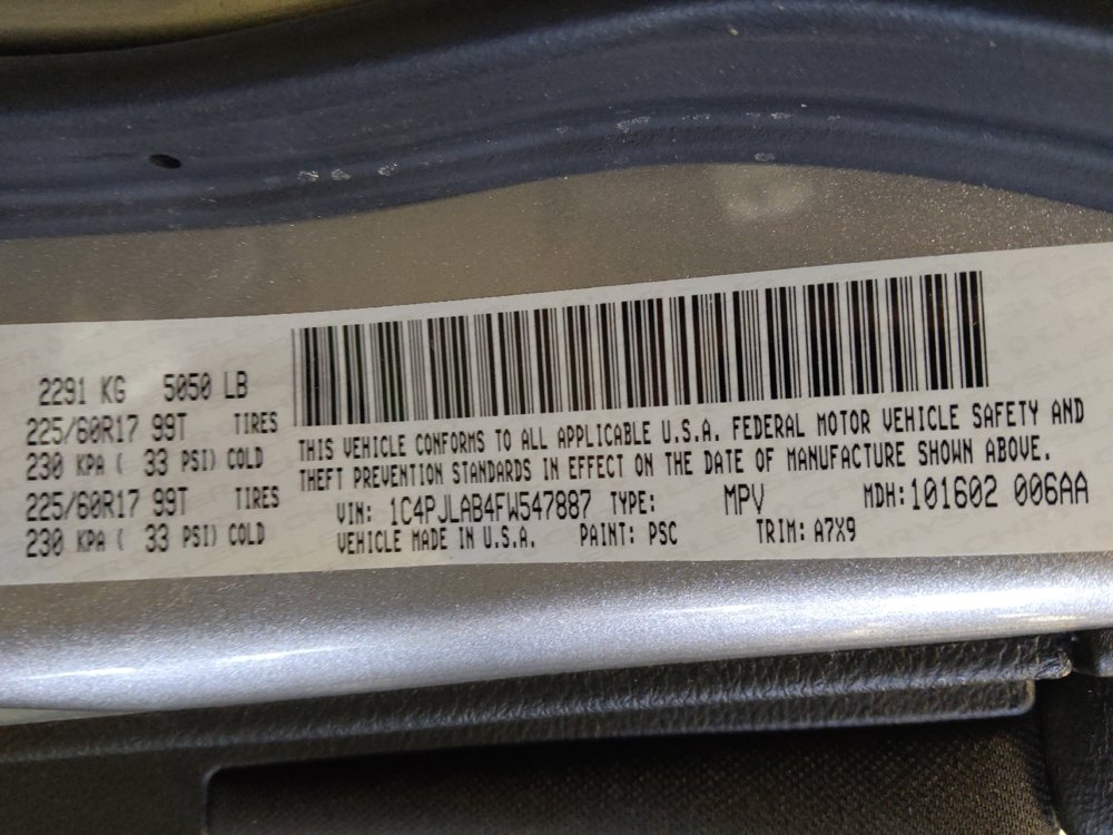 Used 2015 Jeep Cherokee Sport FWD image 33