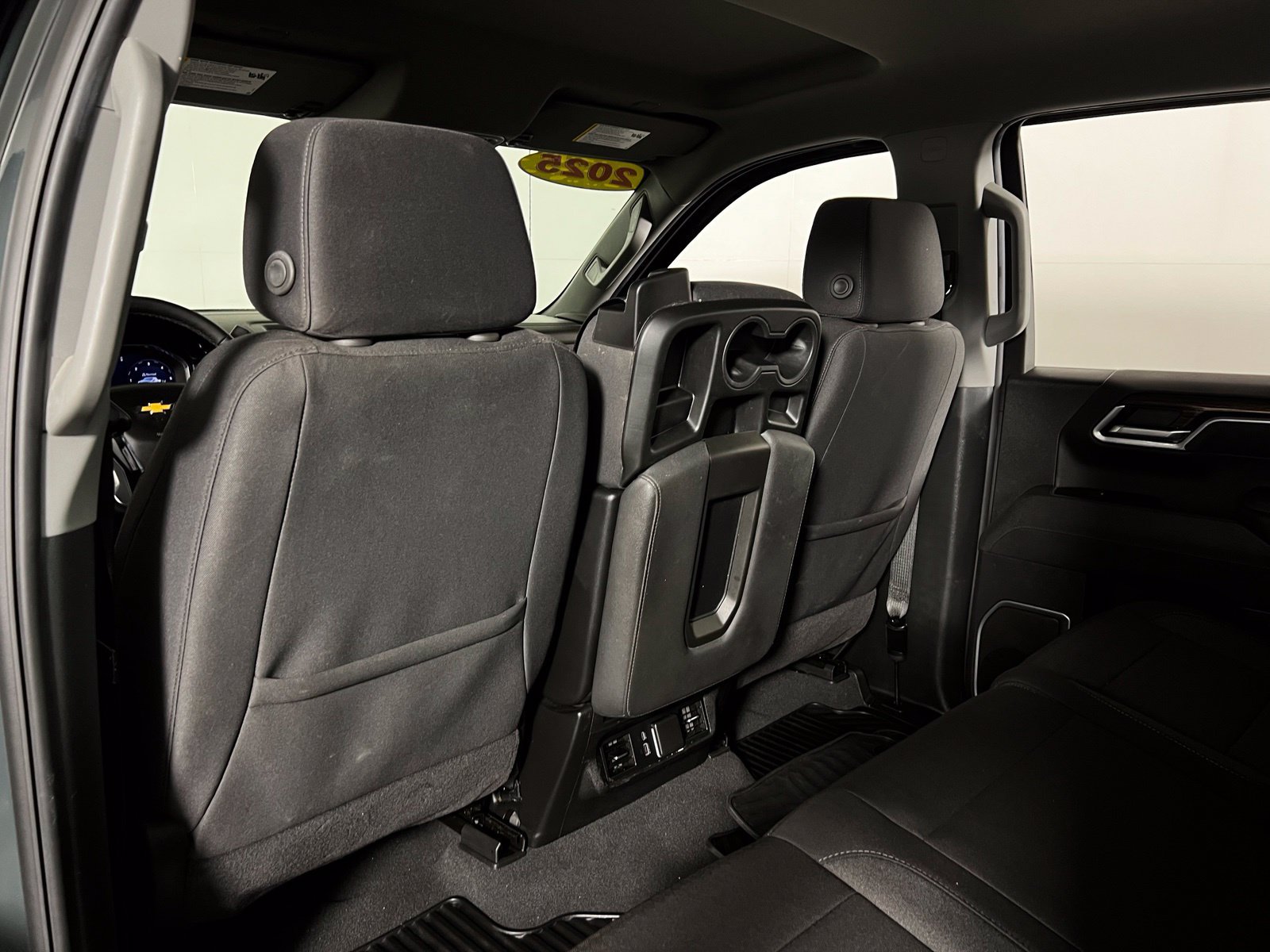 Used 2025 Chevrolet Silverado 1500 LT AWD/4WD image 24