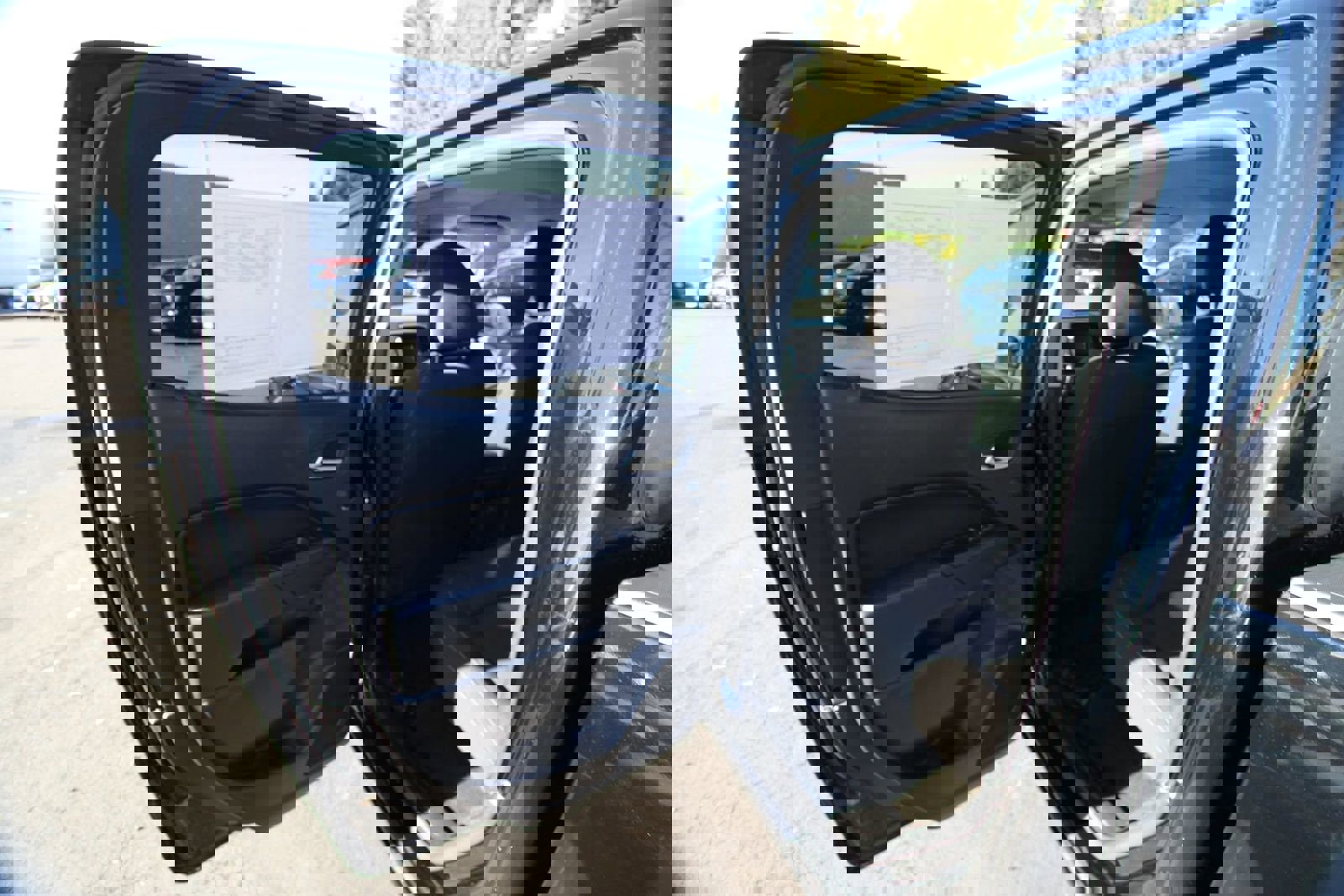 Used 2017 Chevrolet Colorado LT w/ LT Convenience Package RWD image 26