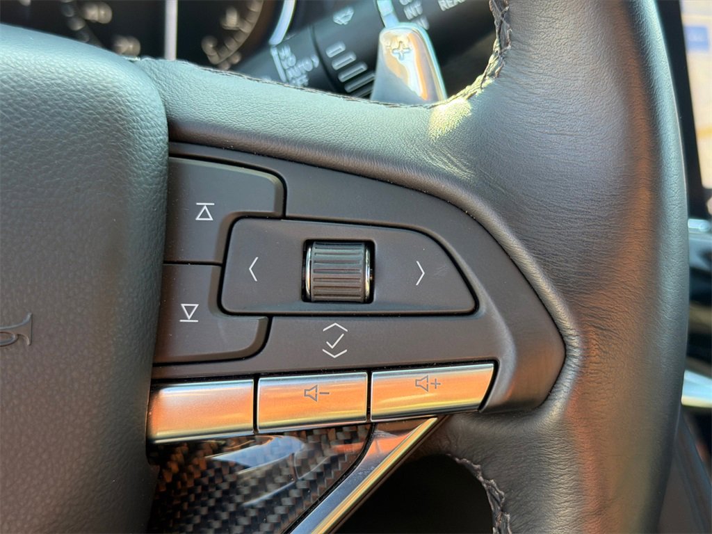 Used 2024 Cadillac XT6 Sport image 26