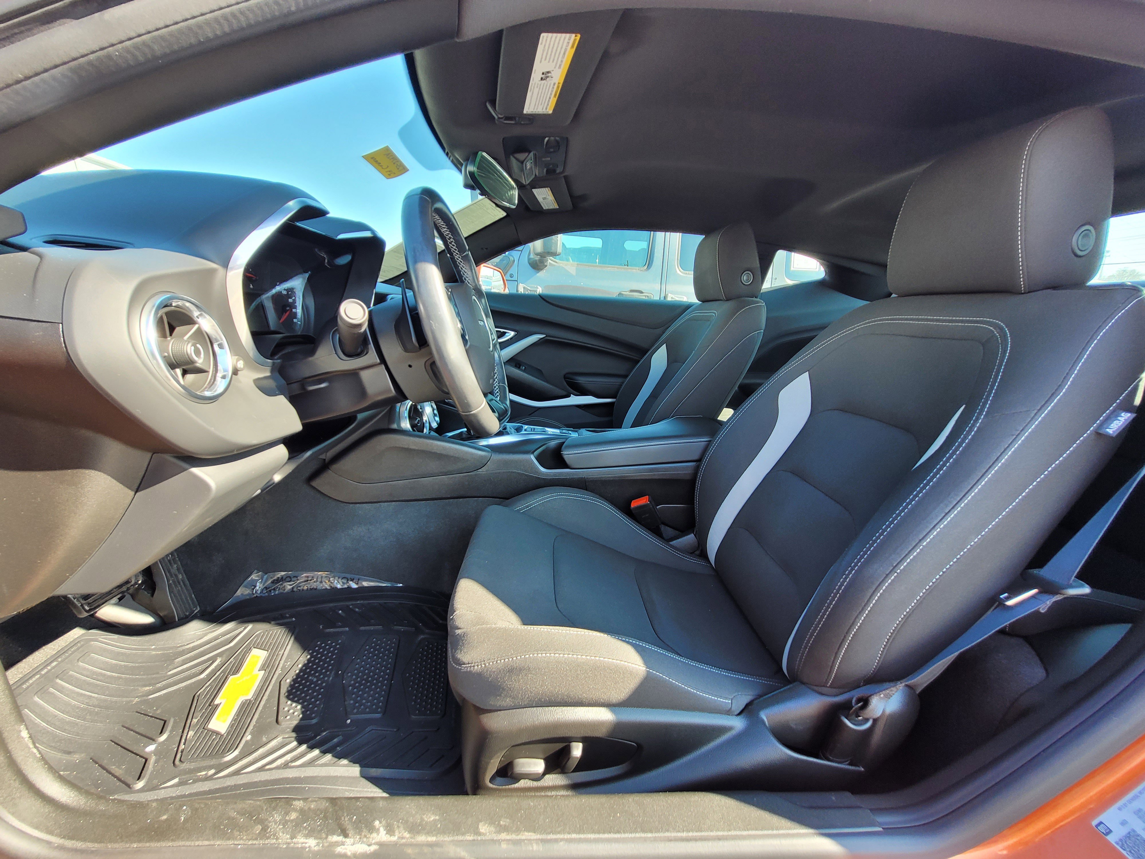 Used 2024 Chevrolet Camaro LT w/ Technology Package image 23