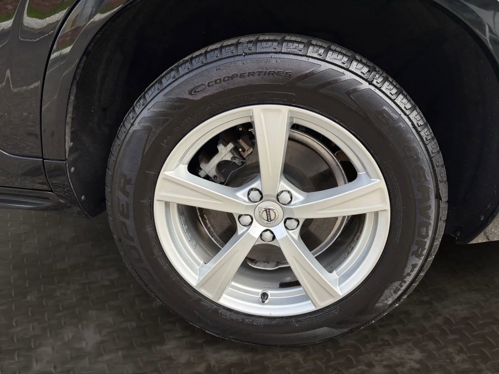 Used 2019 Volvo XC90 T5 Momentum AWD/4WD image 41